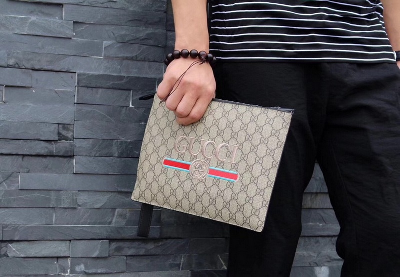 Gucci Handbags 719